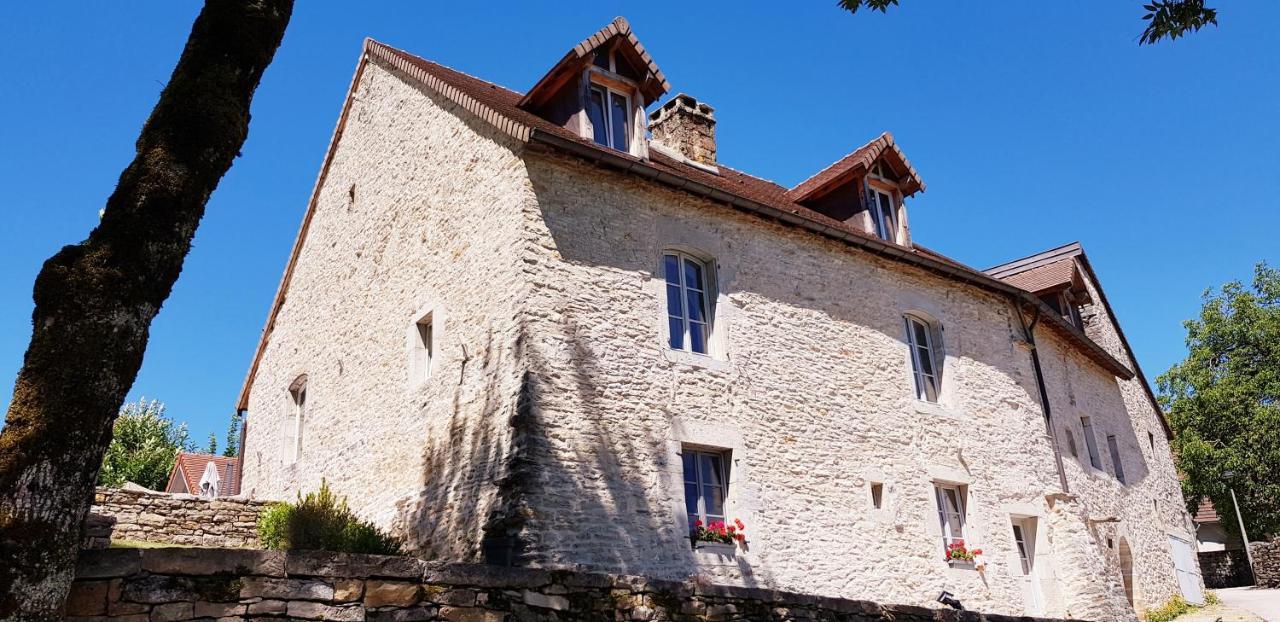 La Tour Charlemagne Bed & Breakfast Chateau-Chalon Exterior photo